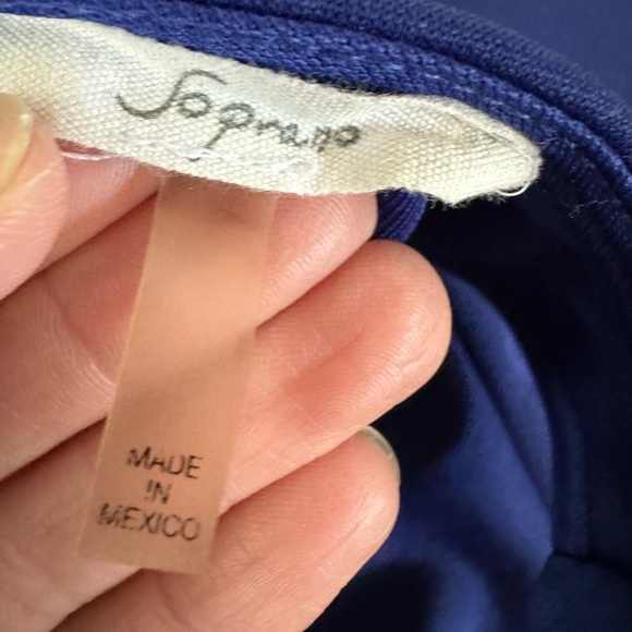 Soprano Women’s Royal Blue Sleeveless Peplum Blouse size small - Picture 5 of 8